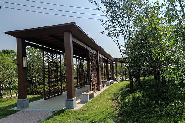 浙江嘉興秀洲區(qū)鋼結(jié)構(gòu)廊架木紋漆施工項目